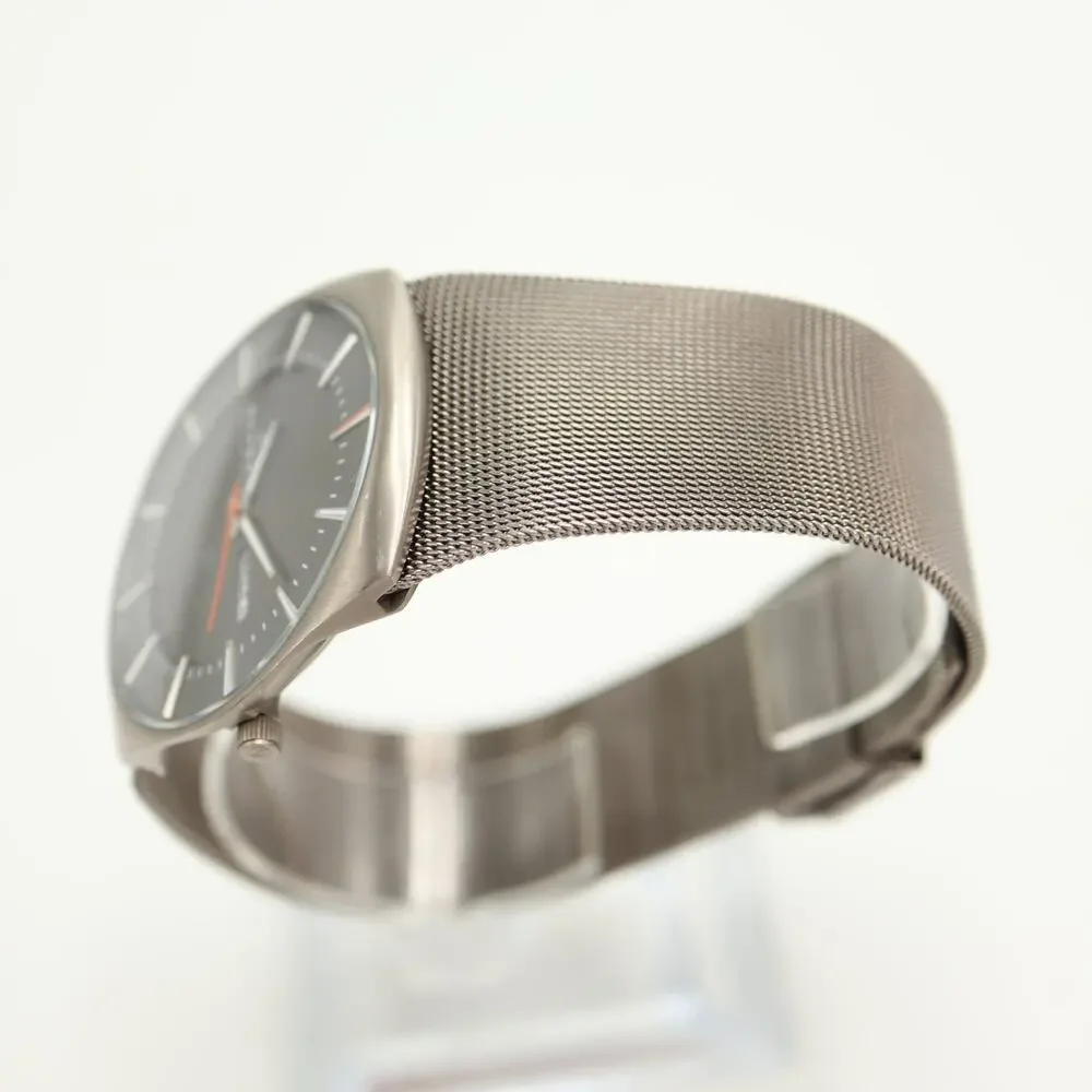 Skagen Denmark Mens 40mm Titanium Day Date Watch Mesh Bracelet w New Battery